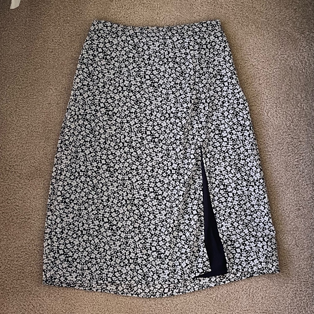 NWT Black Floral Skirt with side slit